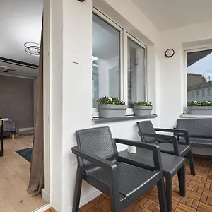 Platinum - Parking - Klimatyzacja - Winda - Self Check In Apartment